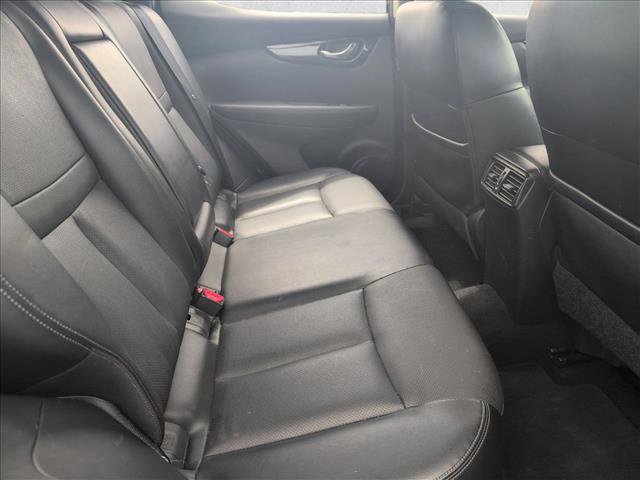 Used 2019 Nissan Rogue Sport SL w/ Premium Package FWD image 21