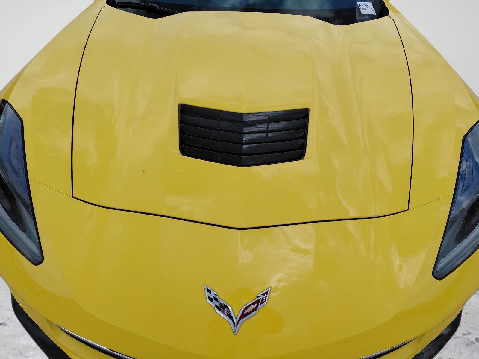 Used 2016 Chevrolet Corvette Stingray Coupe w/ Battery Protection Package RWD image 8