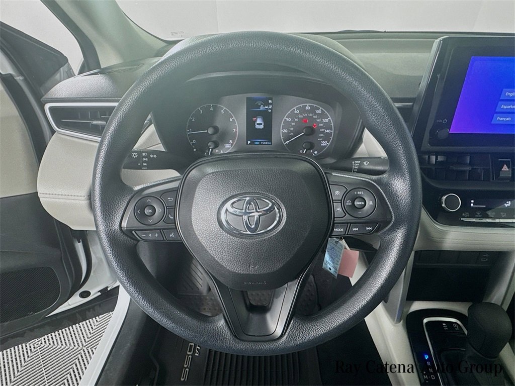 Used 2023 Toyota Corolla Cross L image 11