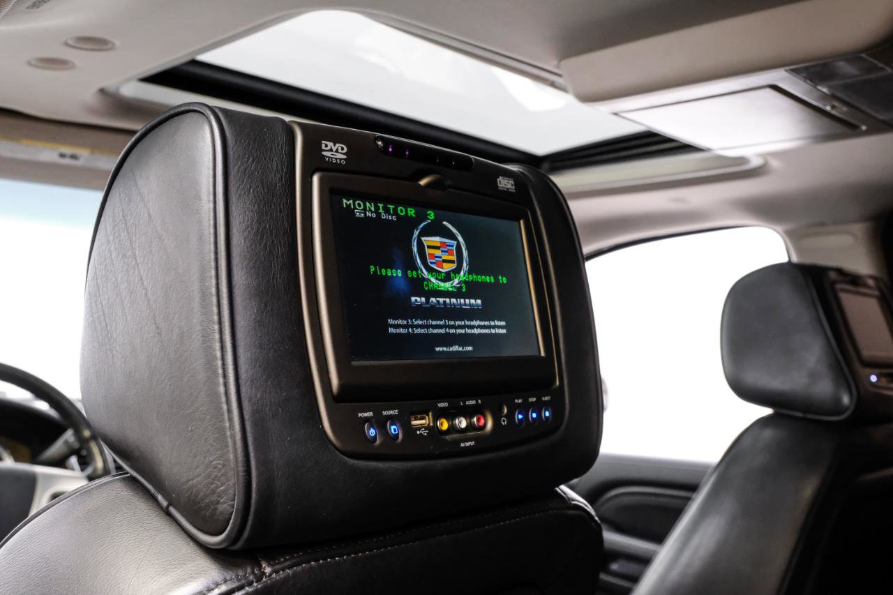 Used 2013 Cadillac Escalade Platinum RWD image 48