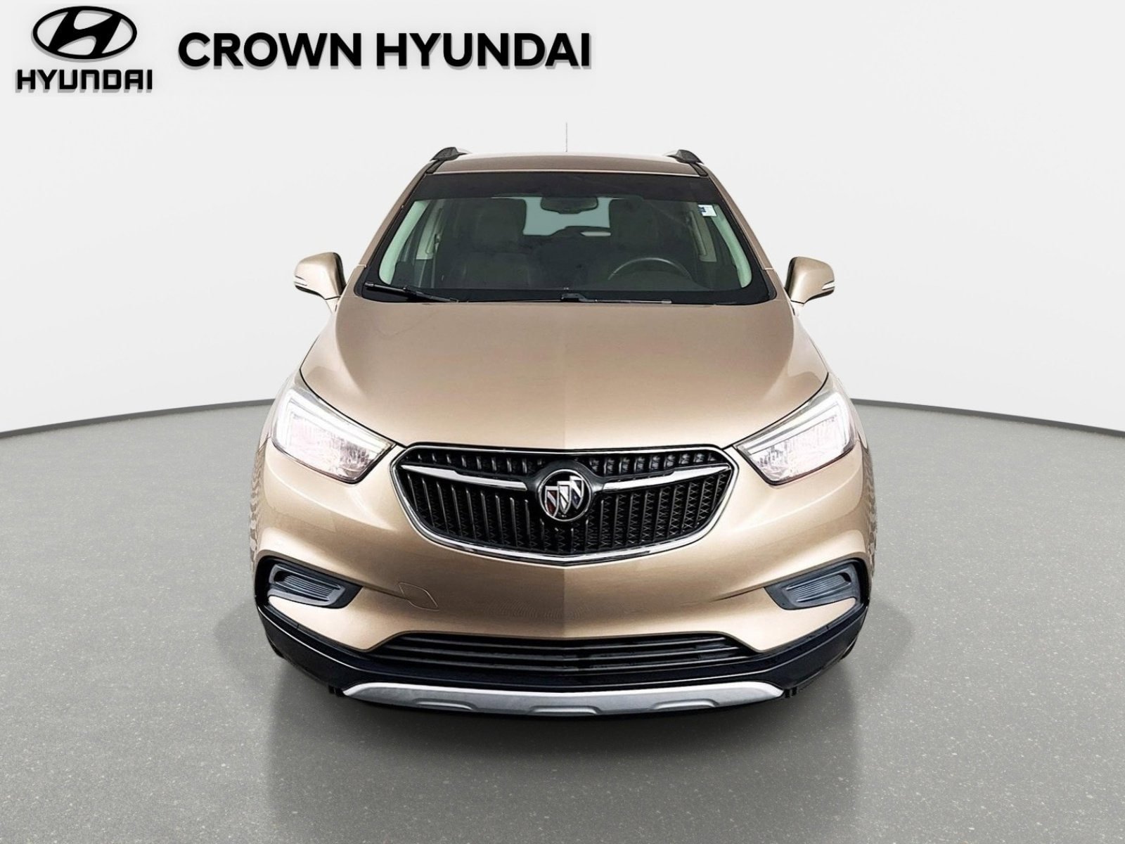 Used 2018 Buick Encore Preferred FWD image 2