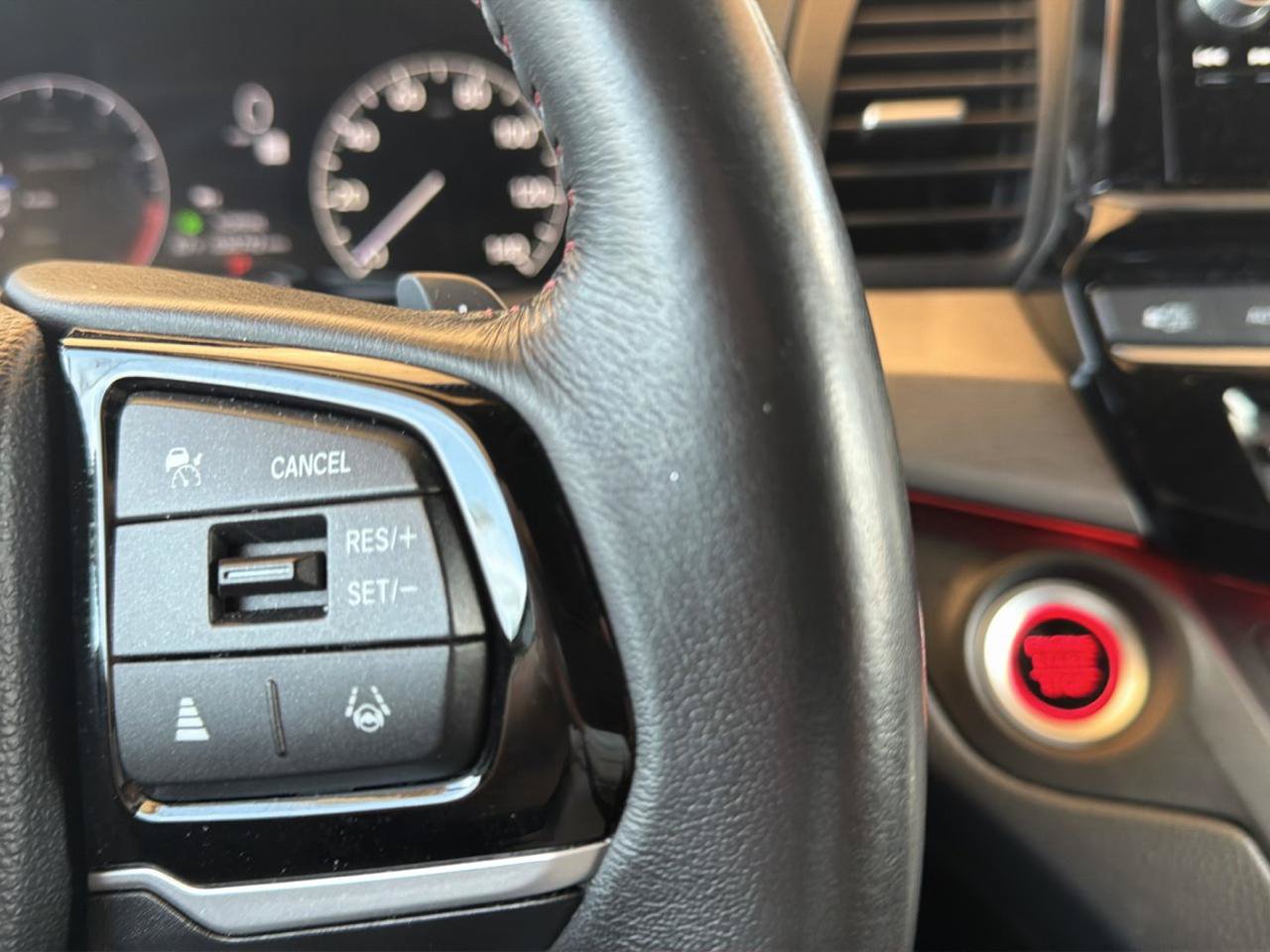 Used 2025 Honda Odyssey Sport-L image 32