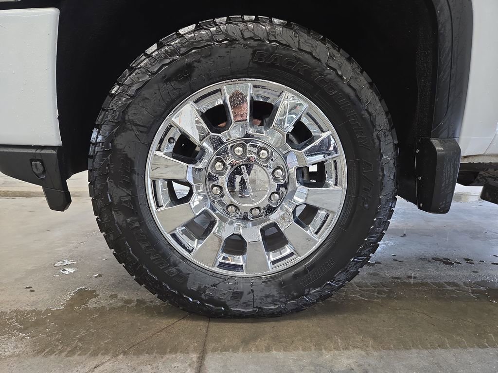 Used 2020 GMC Sierra 3500 Denali w/ Denali Ultimate Package AWD/4WD image 10