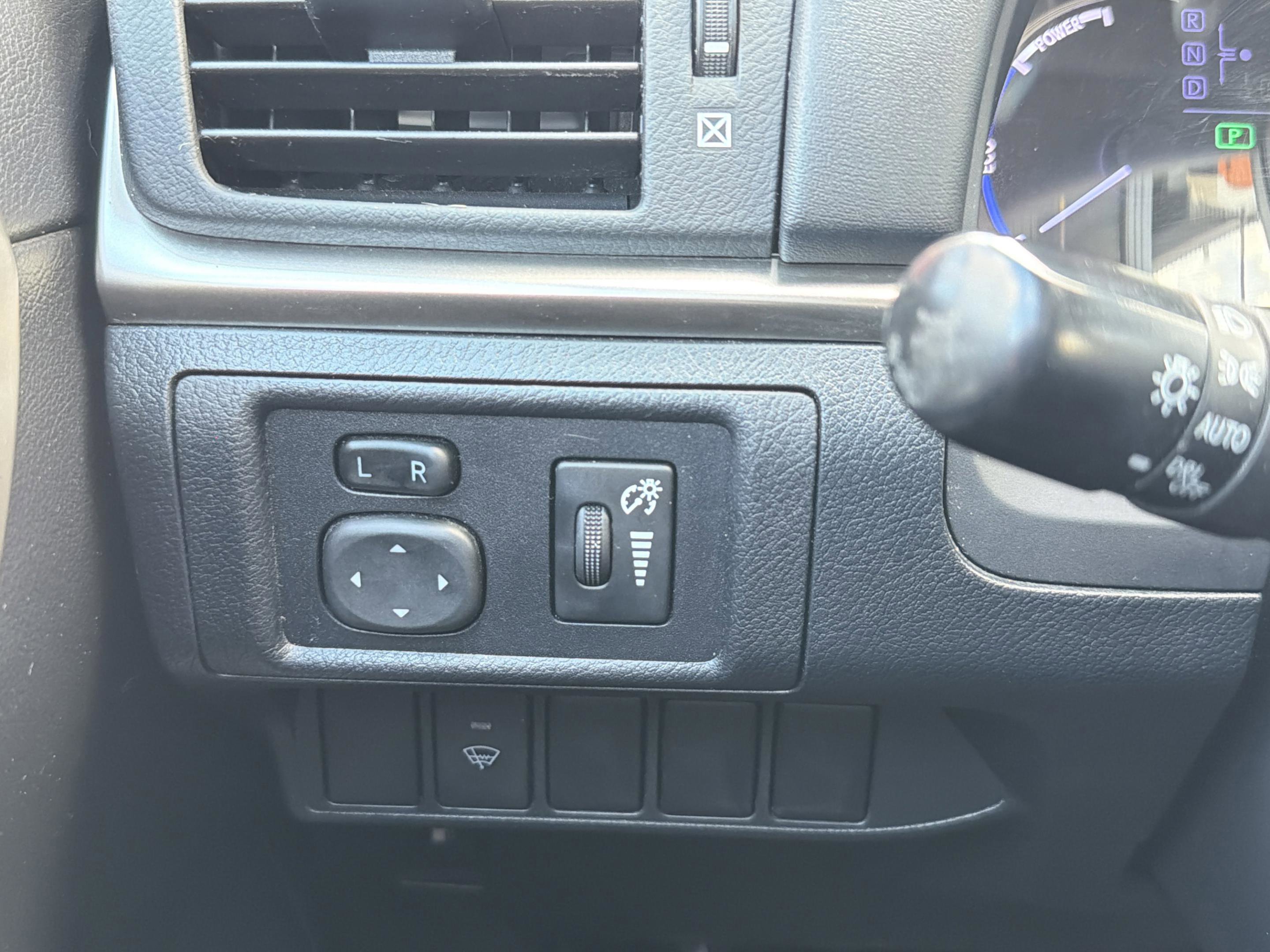 Used 2016 Lexus CT 200h w/ Seat Comfort Package image 15