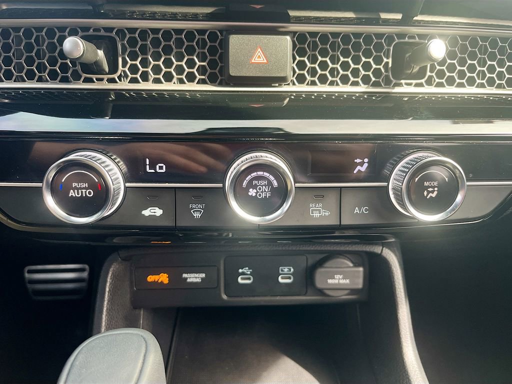 Used 2025 Honda Civic Sport image 15
