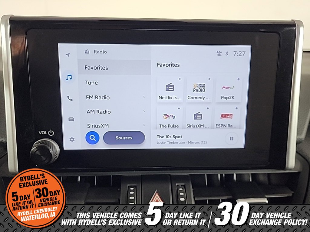 Used 2025 Toyota RAV4 XLE Premium image 31