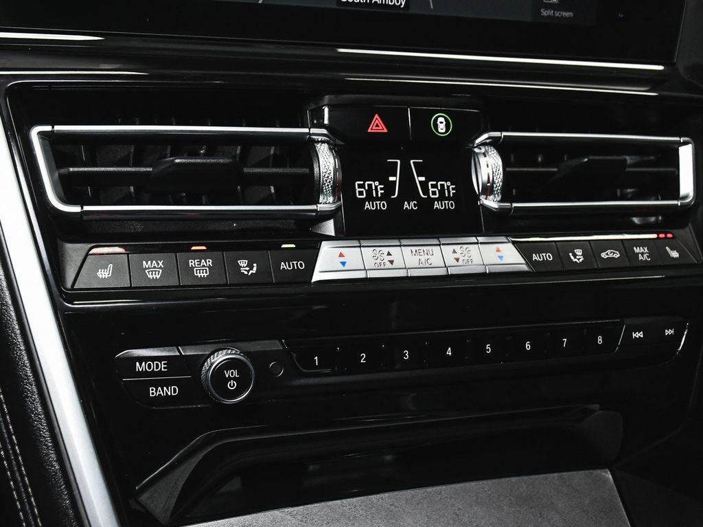 Used 2022 BMW 840i xDrive Convertible w/ Driving Assistance Package image 43