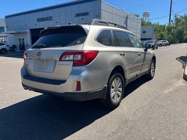 Used 2016 Subaru Outback 2.5i Premium AWD/4WD image 6