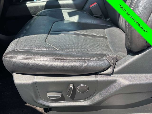 Used 2019 Ford Expedition Limited w/ Equipment Group 302A AWD/4WD image 4