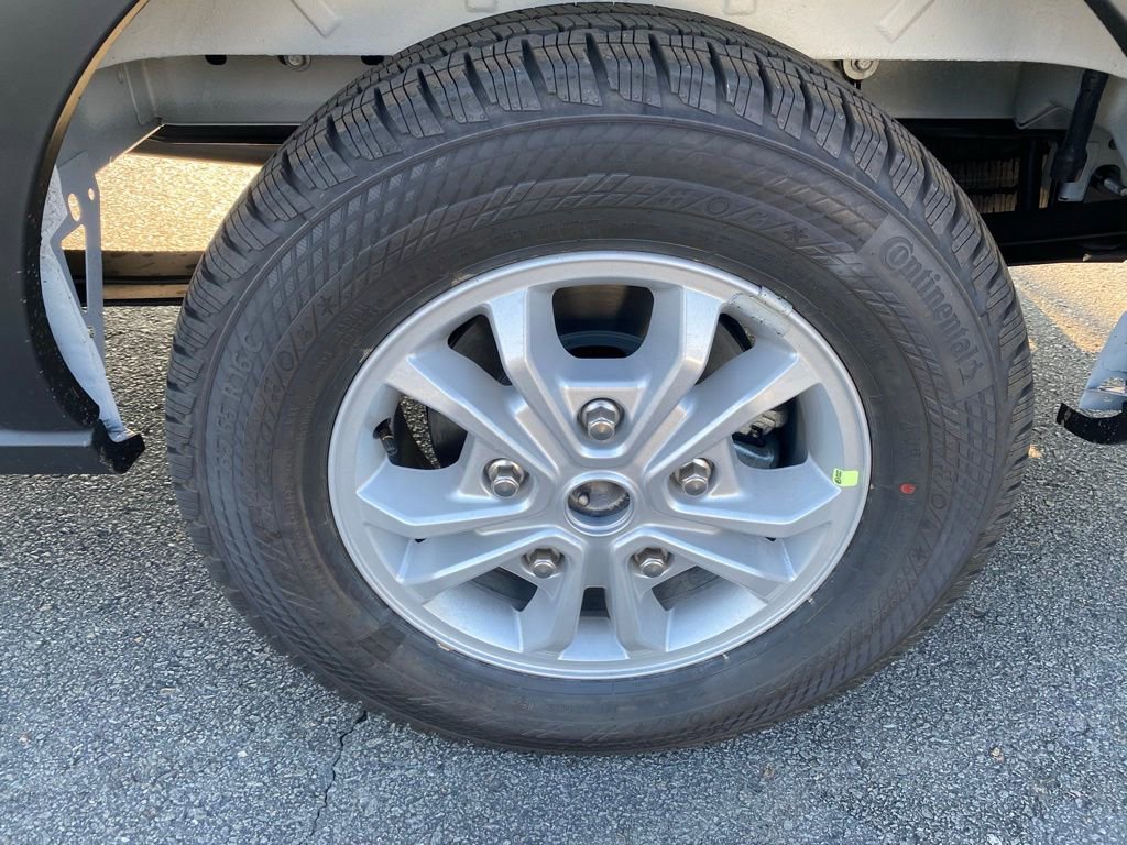 New 2025 Ford Transit 350 XLT image 32