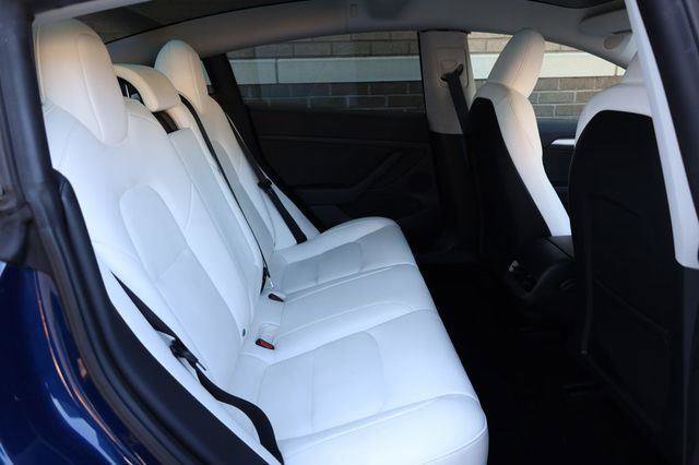 Used 2023 Tesla Model 3 Standard Range image 24