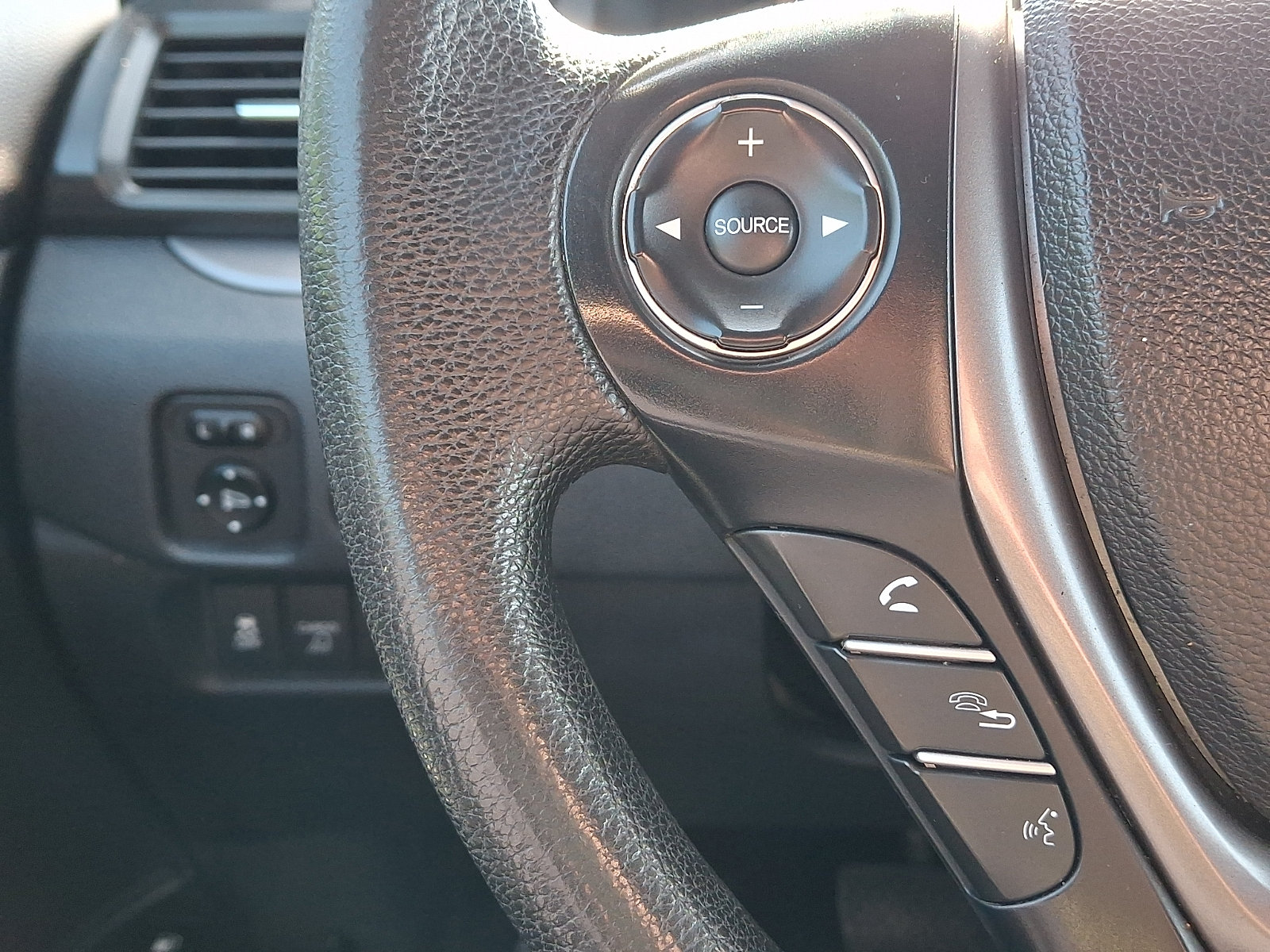 Used 2018 Honda Ridgeline Sport image 21