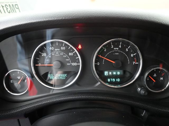 Used 2013 Jeep Wrangler Sahara w/ Connectivity Group AWD/4WD image 30