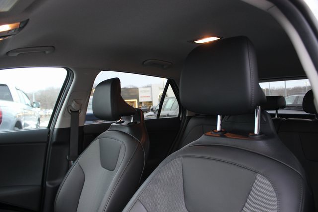 Used 2023 Kia Niro EX image 15