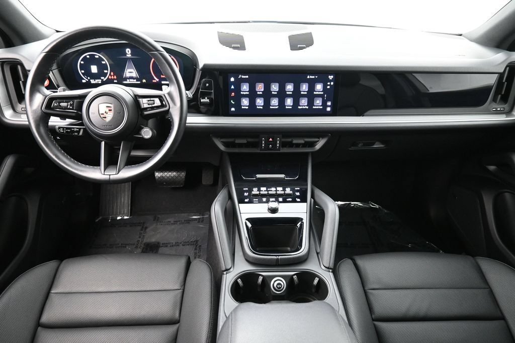 Certified 2024 Porsche Cayenne AWD/4WD image 6