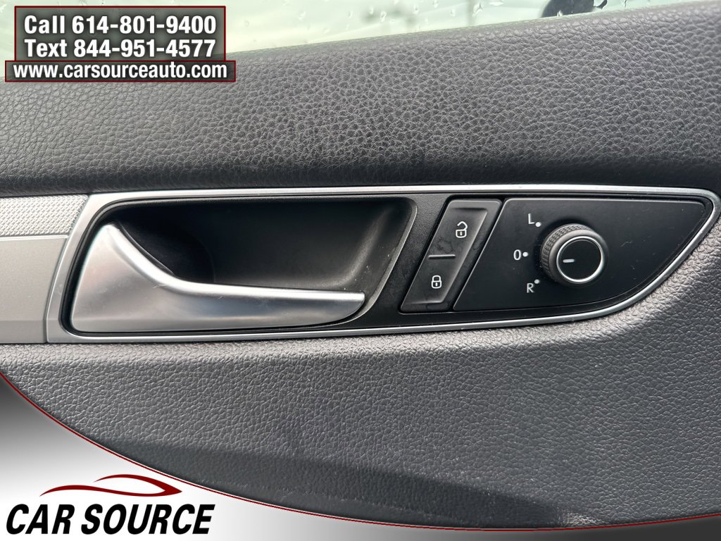 Used 2017 Volkswagen Passat 1.8T S image 18