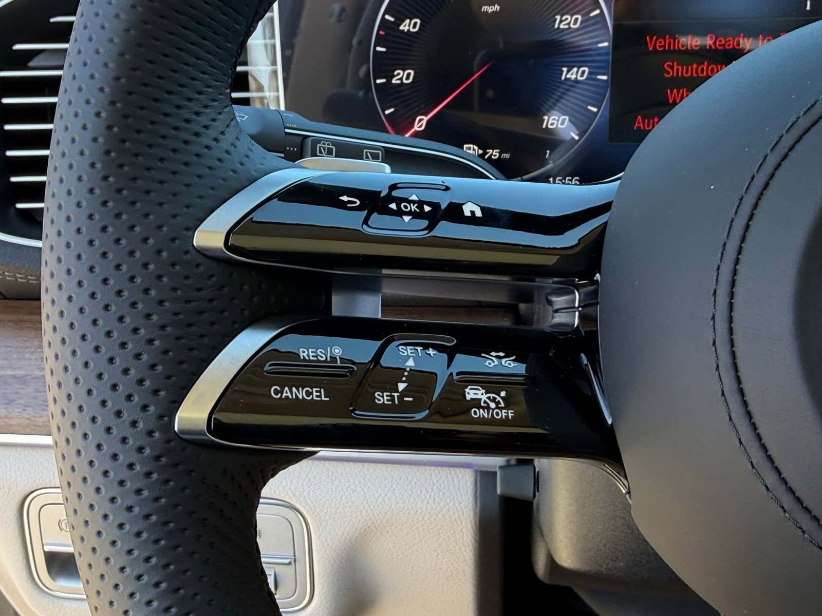 New 2026 Mercedes-Benz GLS 450 4MATIC image 22