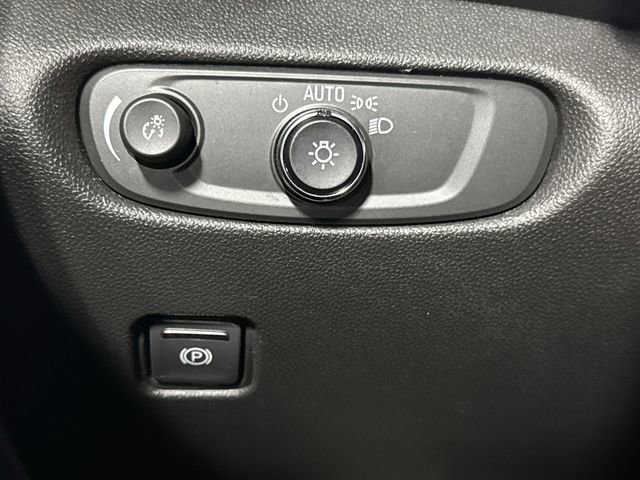 Certified 2023 Chevrolet Blazer RS w/ Driver Confidence II Package image 19