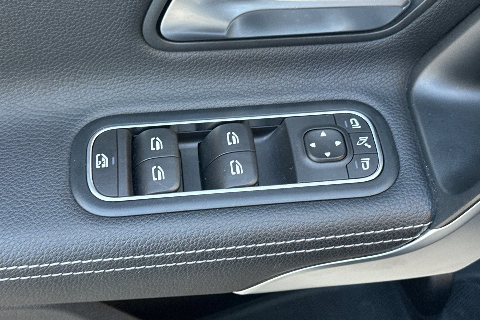 Certified 2021 Mercedes-Benz A 220 A 220 image 25