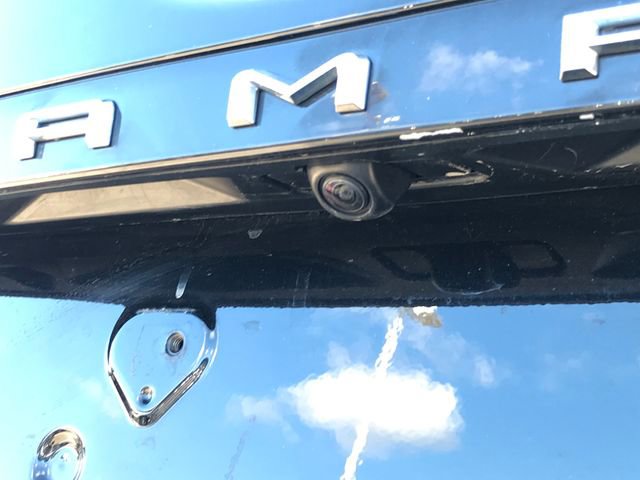 Used 2023 Toyota Camry SE image 32