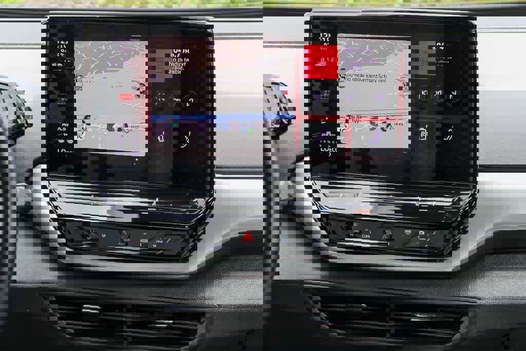 Used 2022 Volkswagen ID.4 Pro S image 13