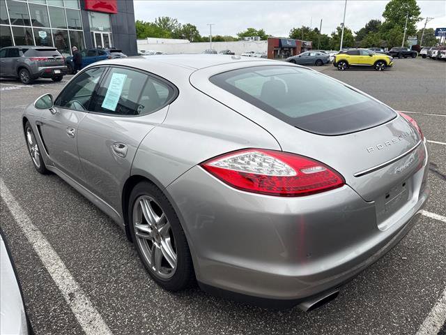 Used 2012 Porsche Panamera RWD image 3