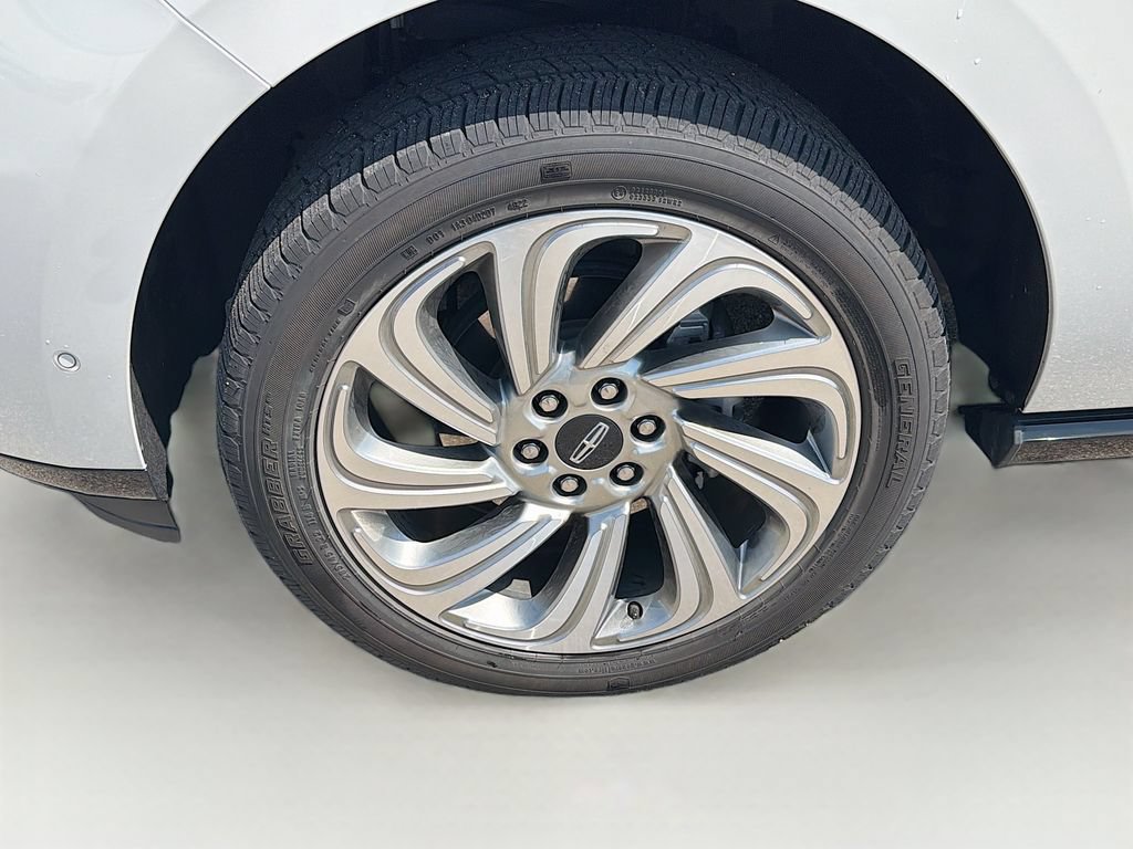 Used 2023 Lincoln Navigator Reserve AWD/4WD image 37