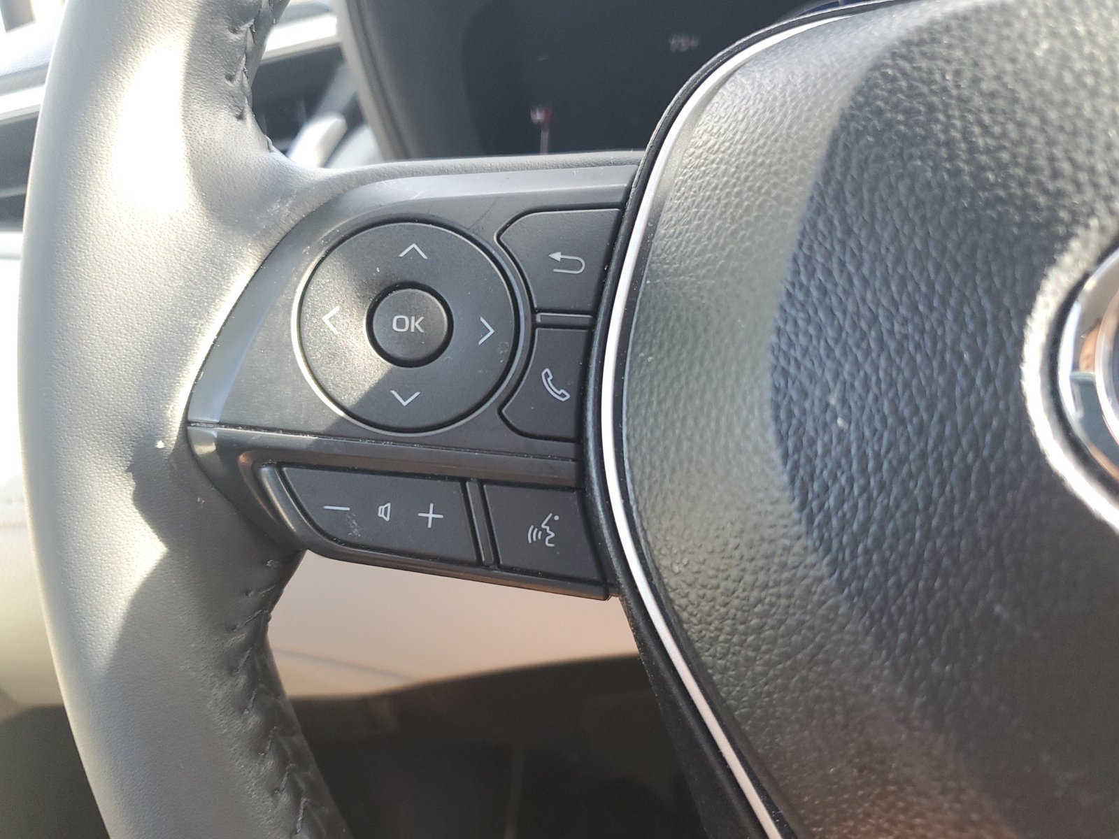 Certified 2026 Toyota Corolla Cross LE AWD/4WD image 22