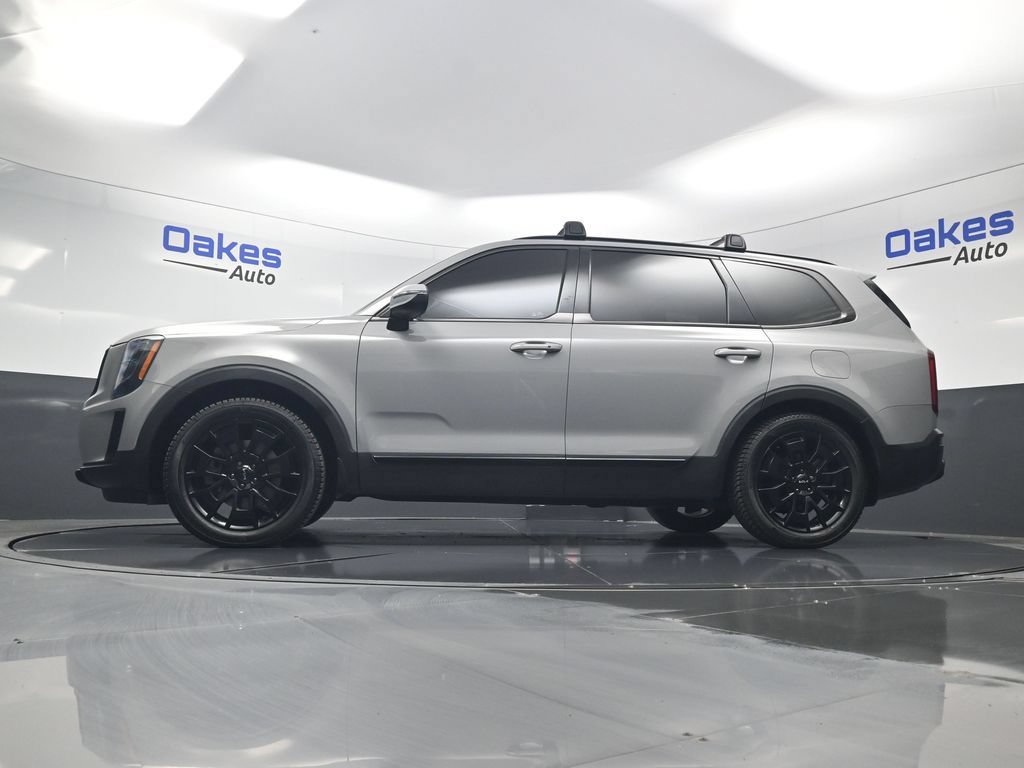 Certified 2022 Kia Telluride EX w/ EX Premium Package AWD/4WD image 45