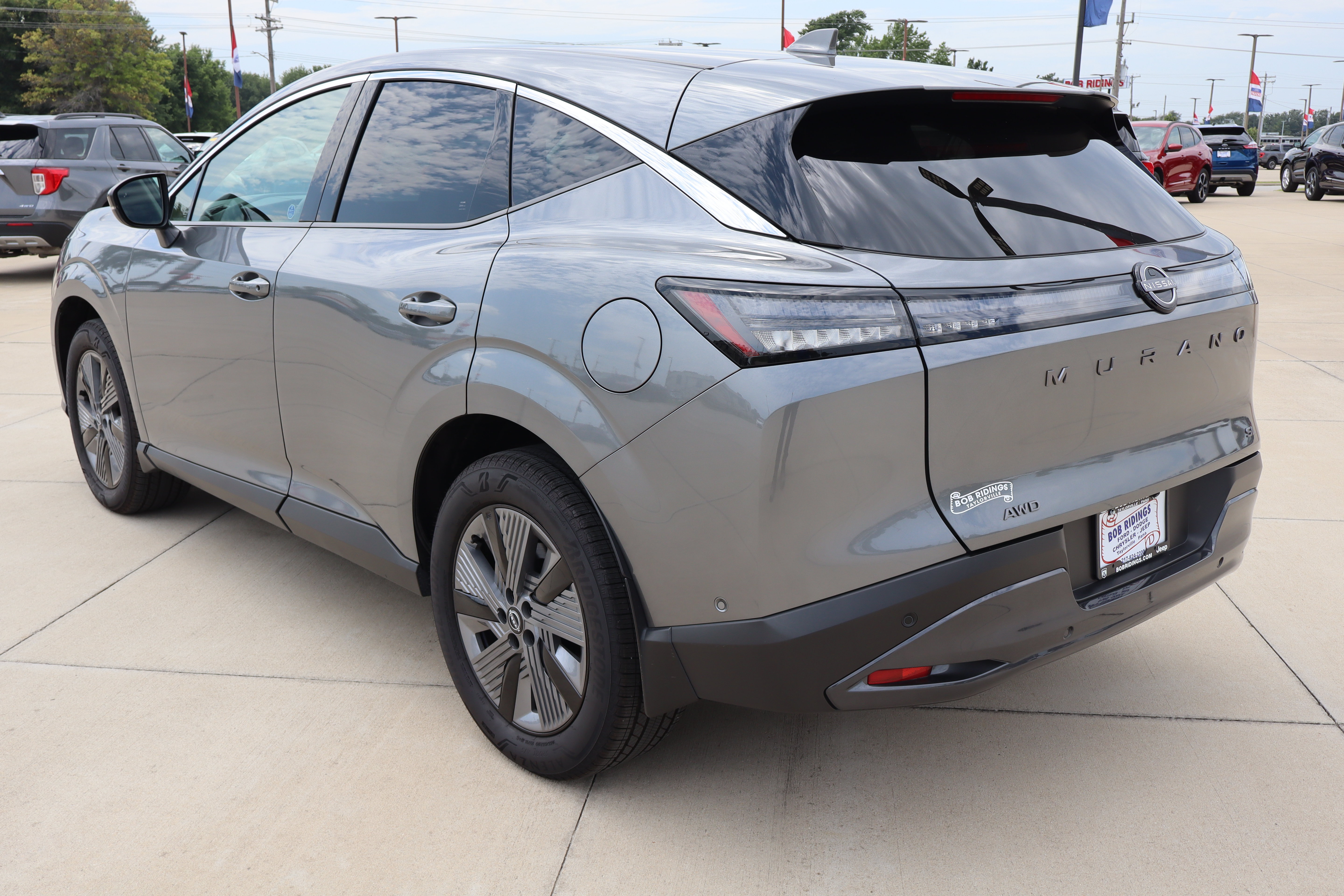 Used 2025 Nissan Murano SL AWD/4WD image 7