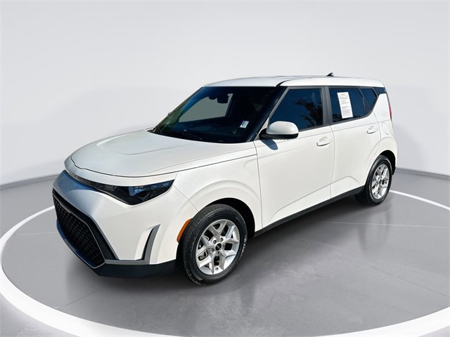 Used 2023 Kia Soul LX w/ Option Group 015