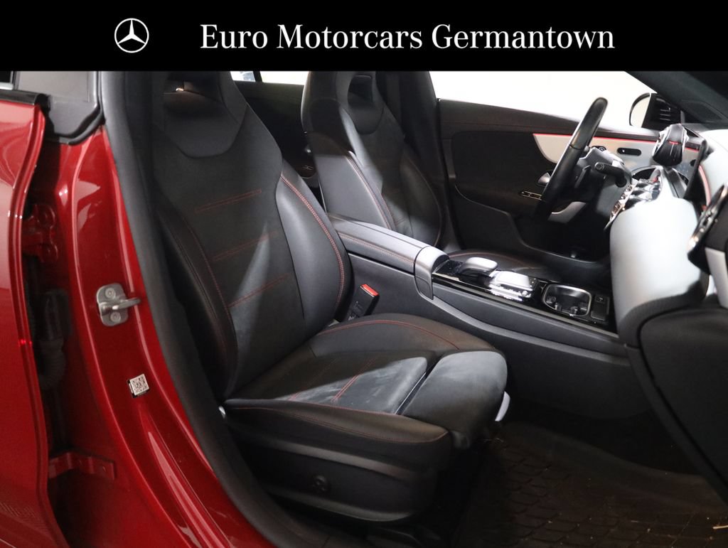 Used 2023 Mercedes-Benz CLA 250 4MATIC image 54