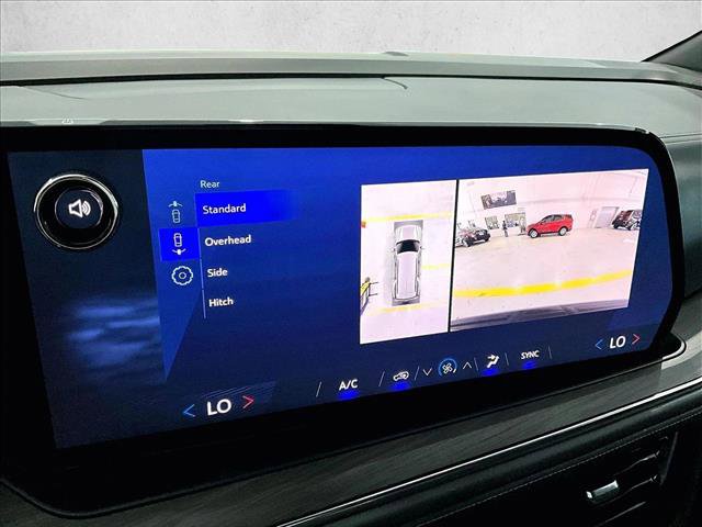 Used 2025 Chevrolet Tahoe LS RWD image 23