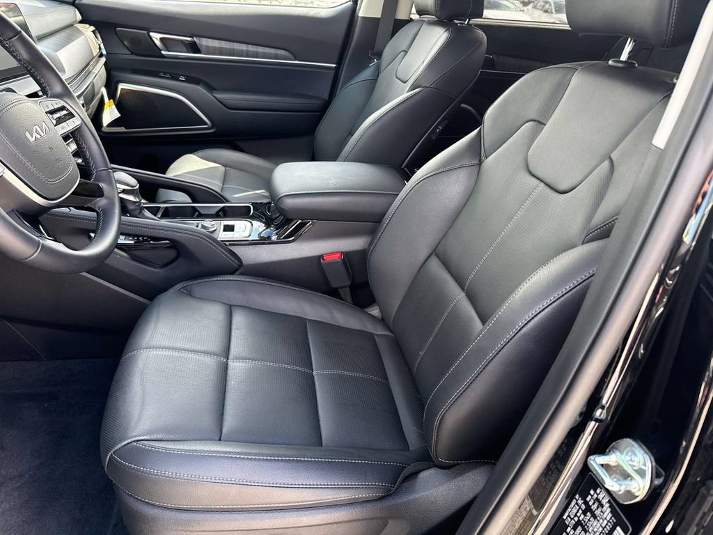 New 2025 Kia Telluride EX w/ EX Captain's Chair Package FWD image 21