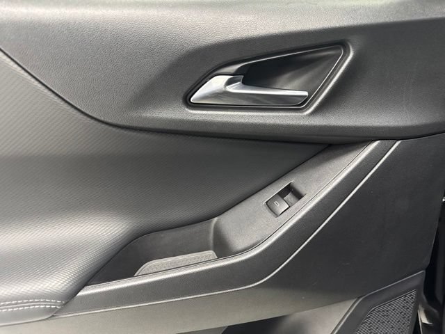 Used 2025 Chevrolet Equinox LT w/ Convenience Package II FWD image 25