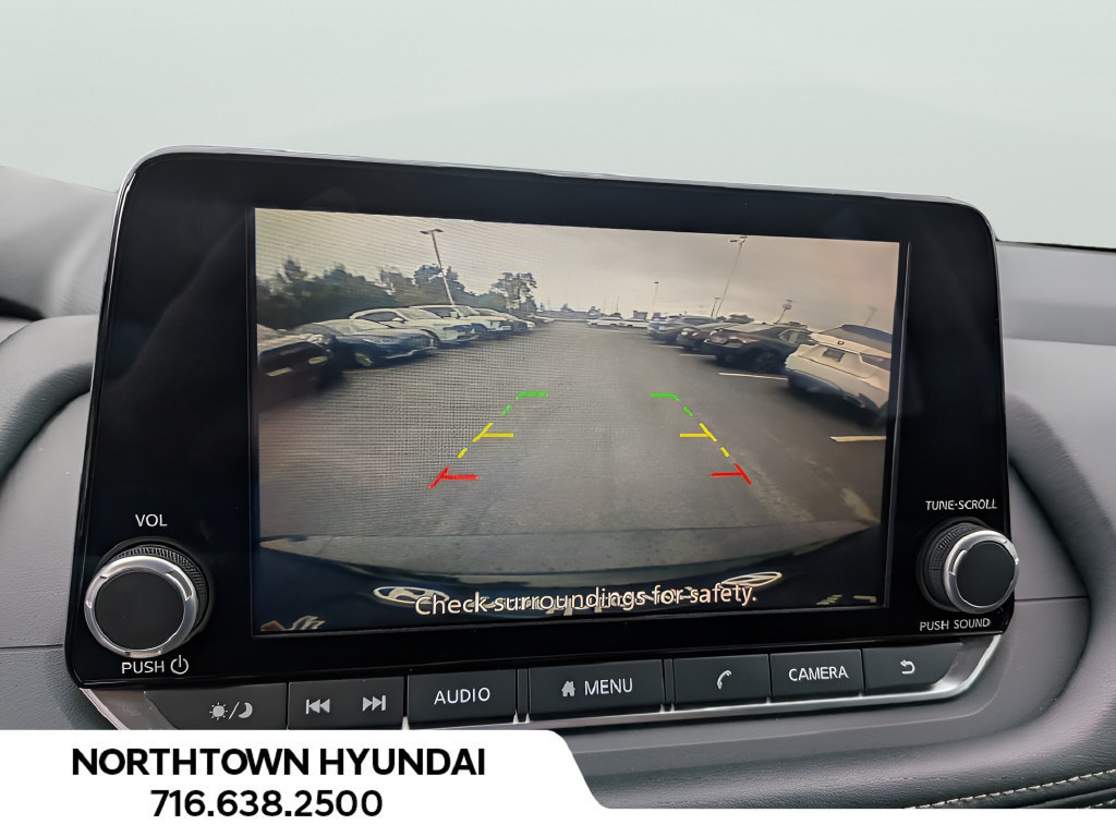Used 2026 Nissan Rogue SV AWD/4WD image 19