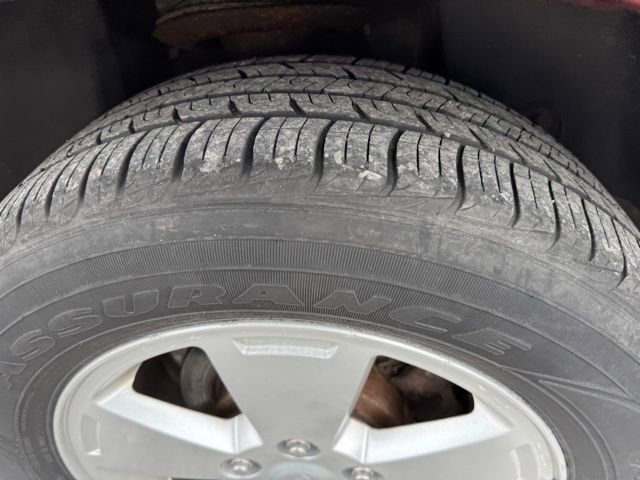 Used 2009 Chevrolet Impala LT FWD image 32