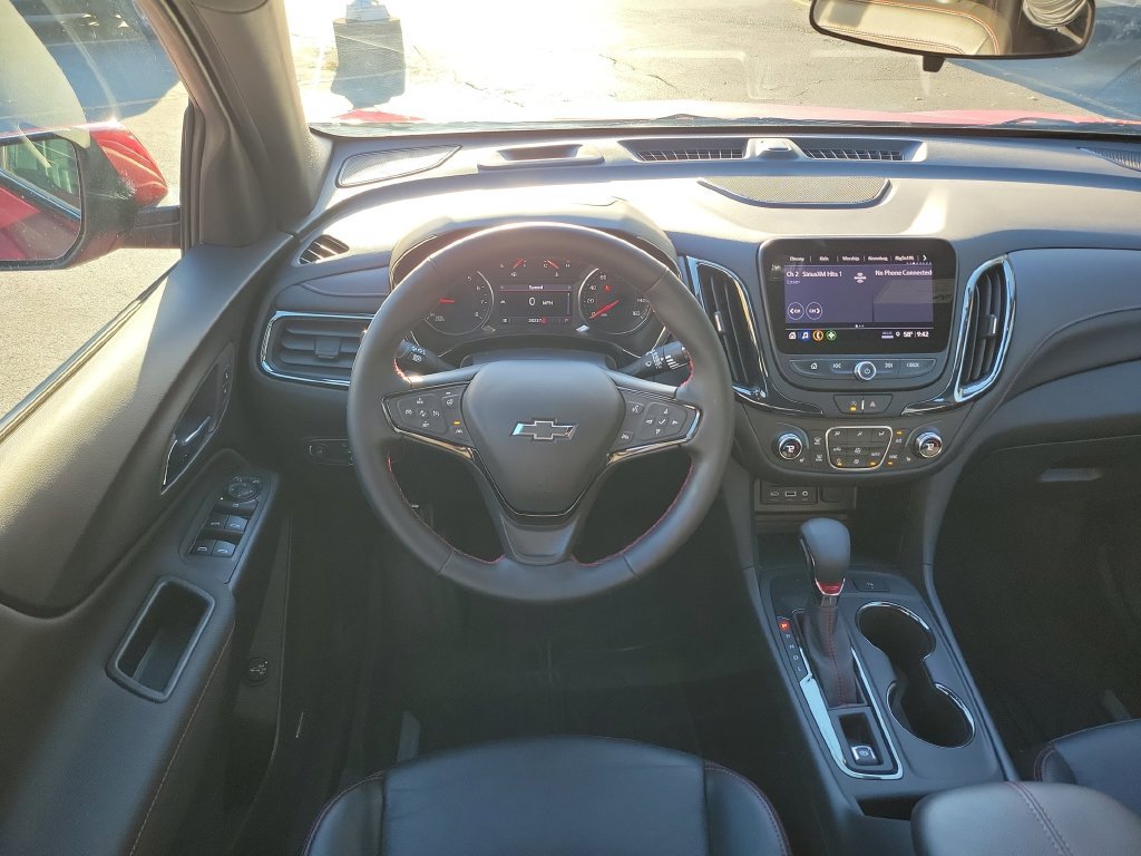 Used 2024 Chevrolet Equinox RS w/ RS Leather Package FWD image 17