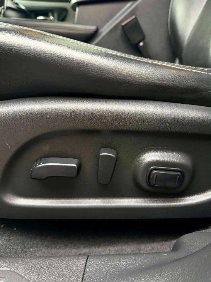 Used 2019 Nissan Murano SL w/ SL Technology Package image 17