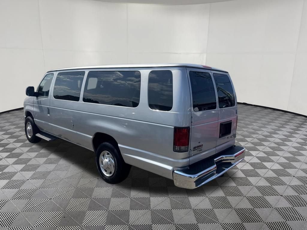 Used 2012 Ford E-350 and Econoline 350 XLT RWD image 7