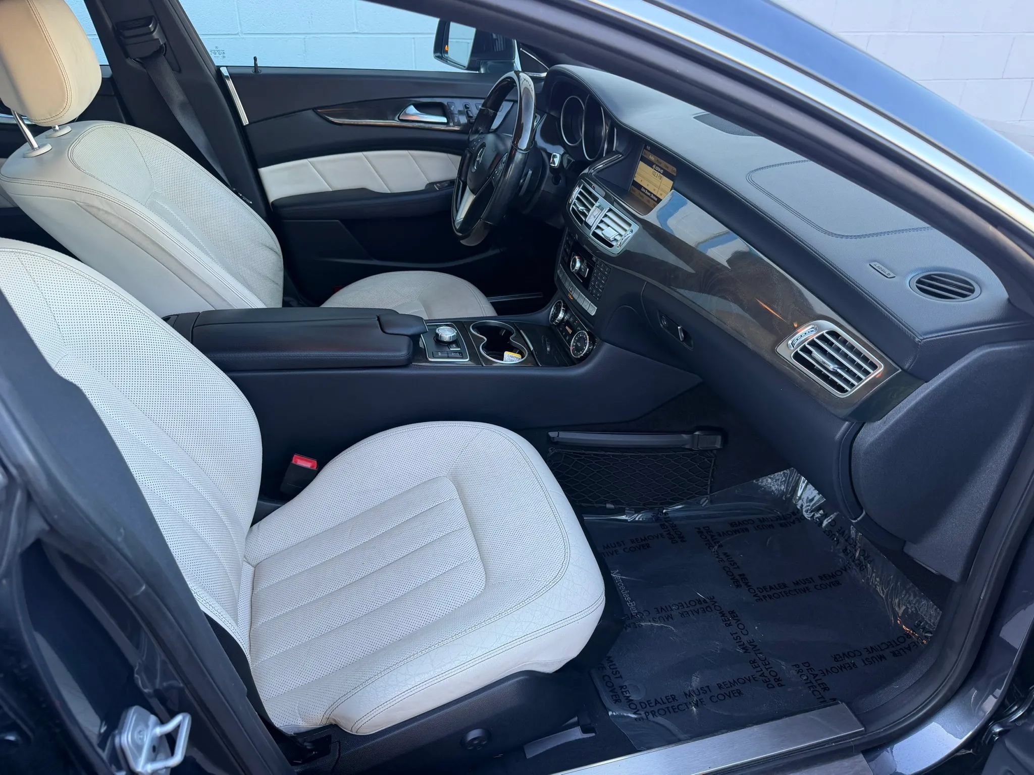 Used 2012 Mercedes-Benz CLS 550 image 17