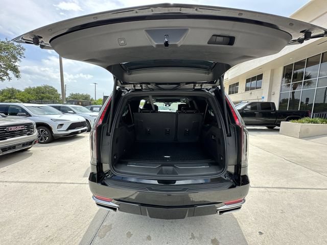 Certified 2024 Cadillac Escalade ESV Premium Luxury Platinum AWD/4WD image 34