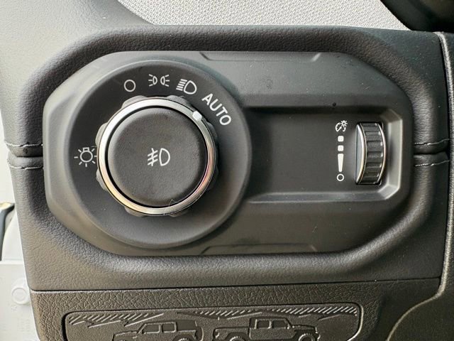 New 2026 Jeep Wrangler Unlimited Sahara AWD/4WD image 20