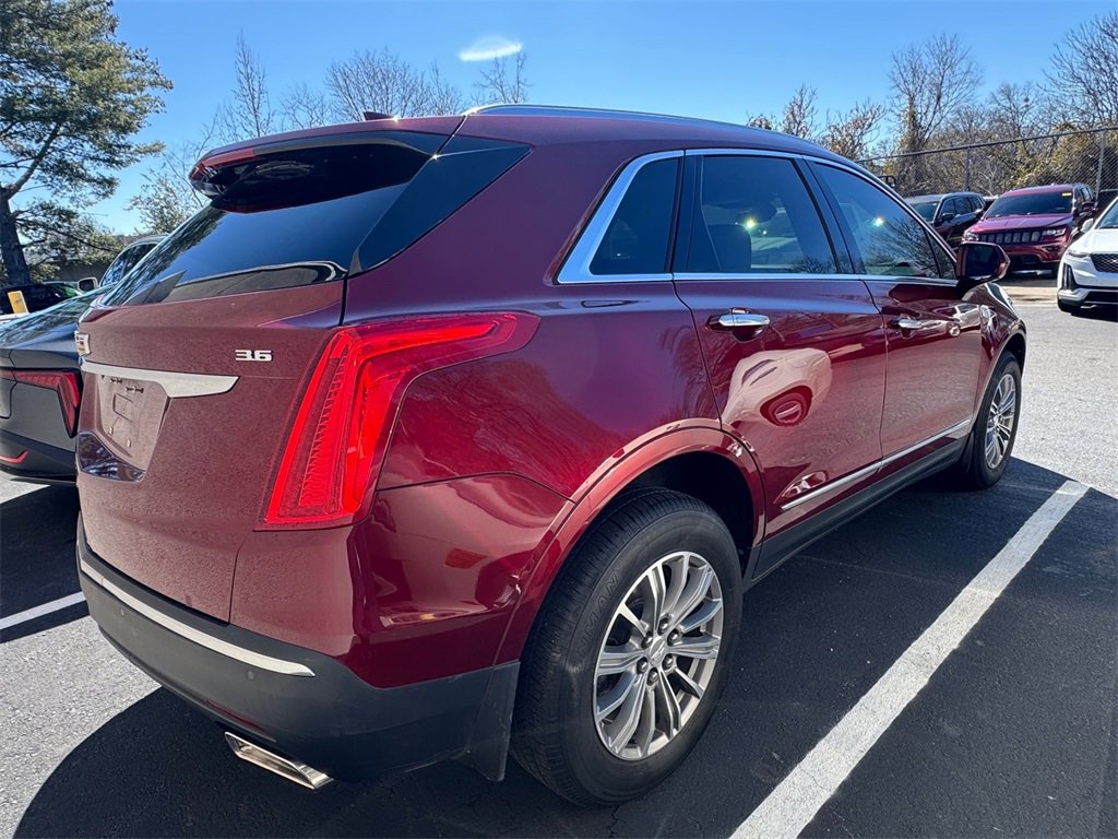 Used 2017 Cadillac XT5 Luxury image 5