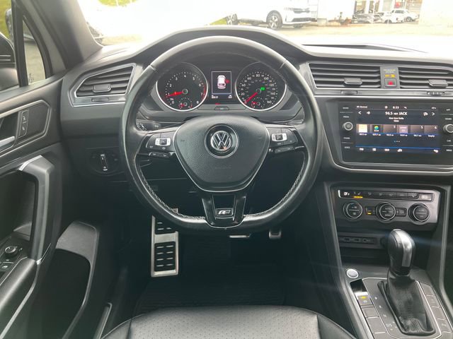 Used 2020 Volkswagen Tiguan SE R-Line AWD/4WD image 15