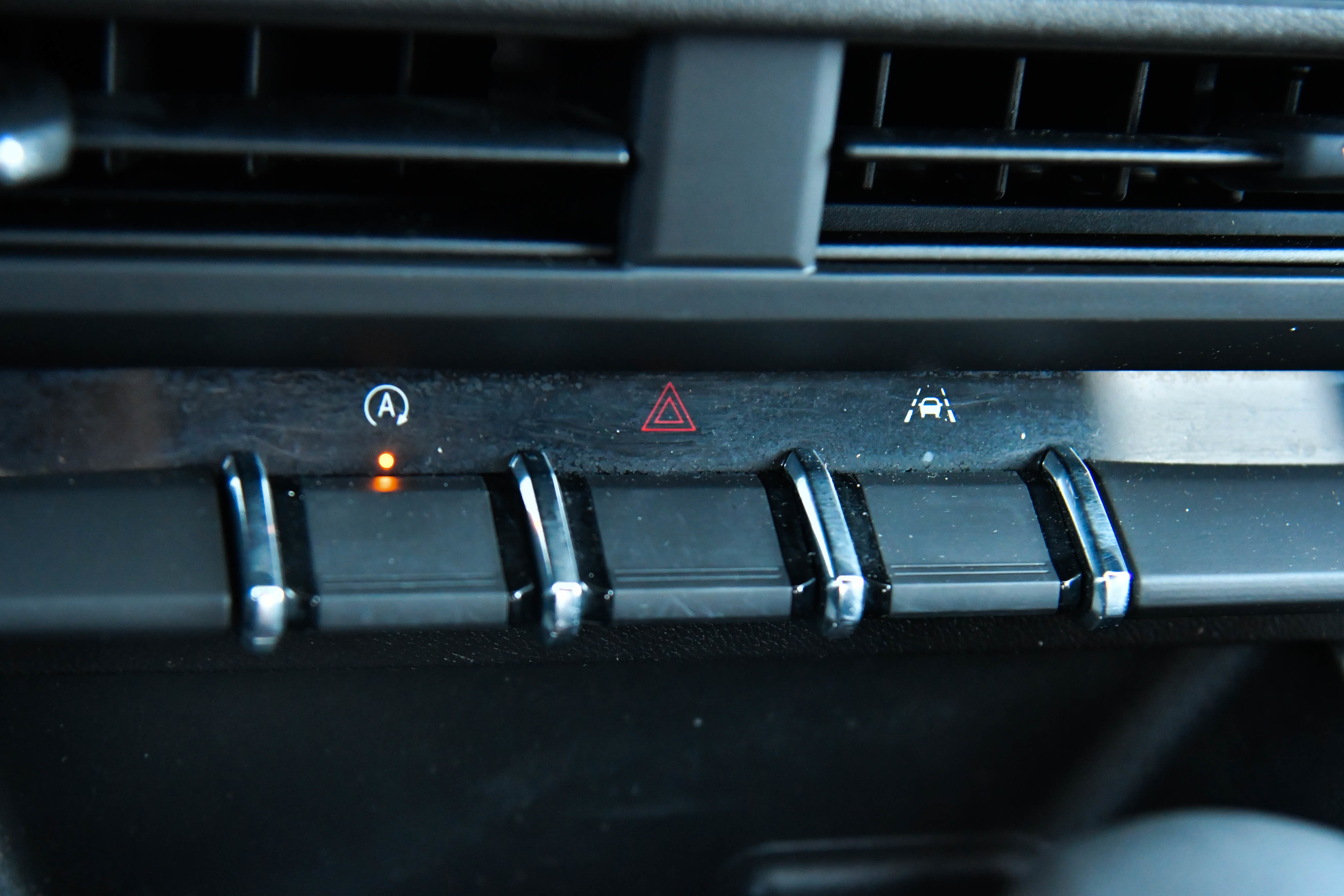 Used 2023 Chevrolet Colorado W/T RWD image 25