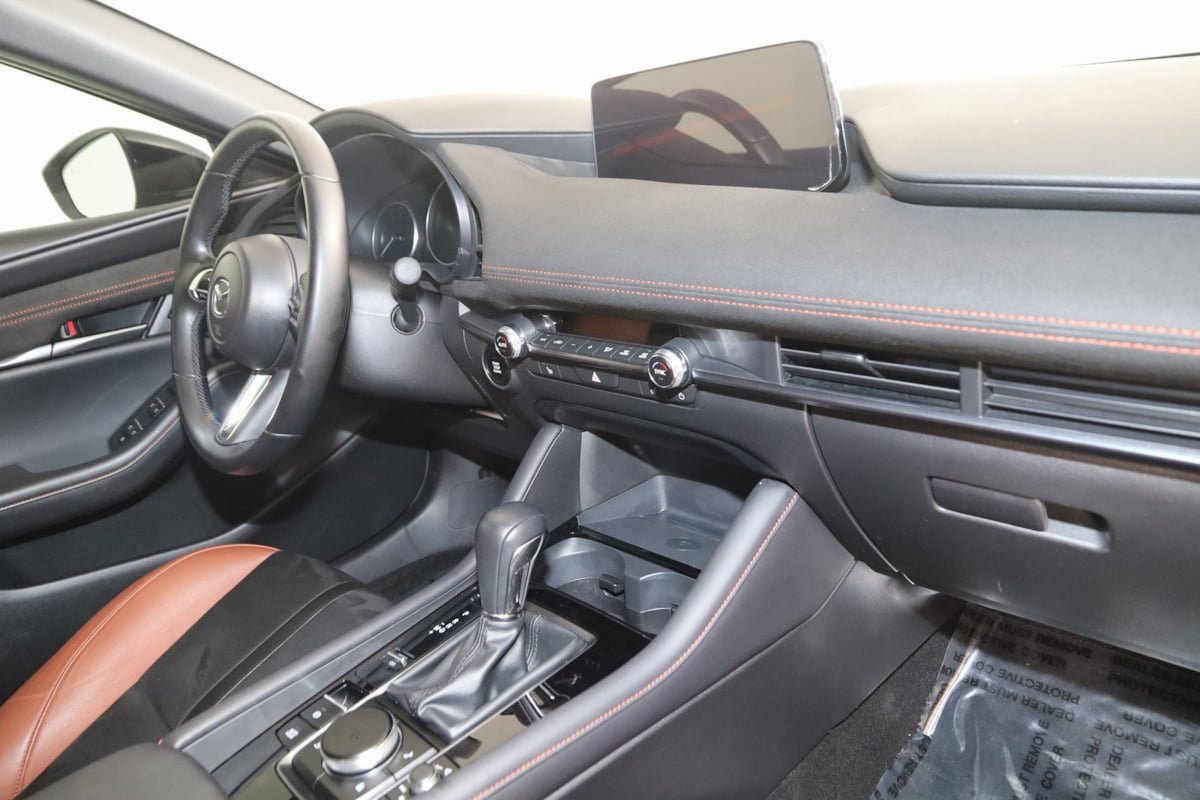 Used 2025 MAZDA MAZDA3 Carbon image 41