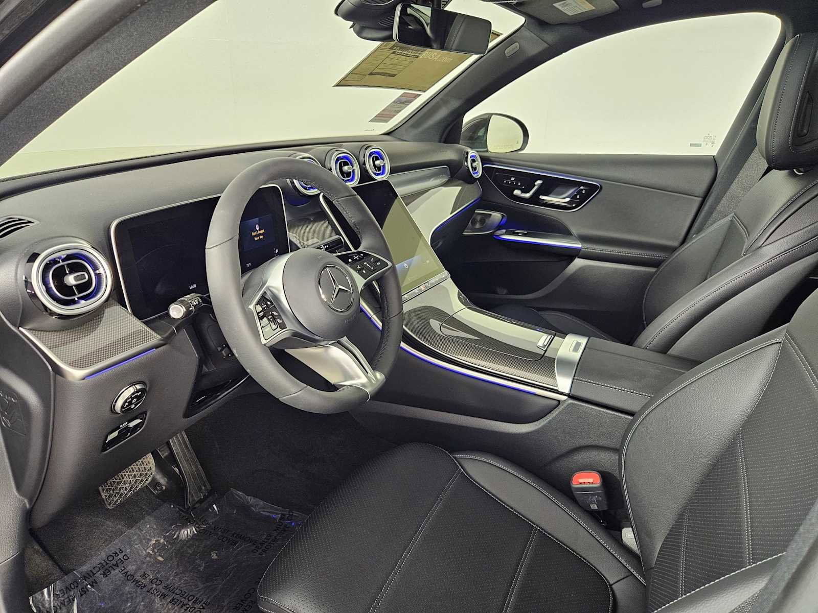 New 2025 Mercedes-Benz GLC 300 4MATIC image 9