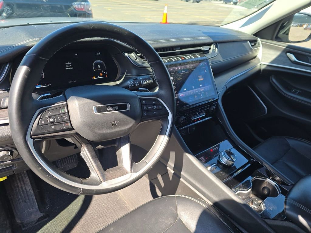 Used 2021 Jeep Grand Cherokee L Limited image 11