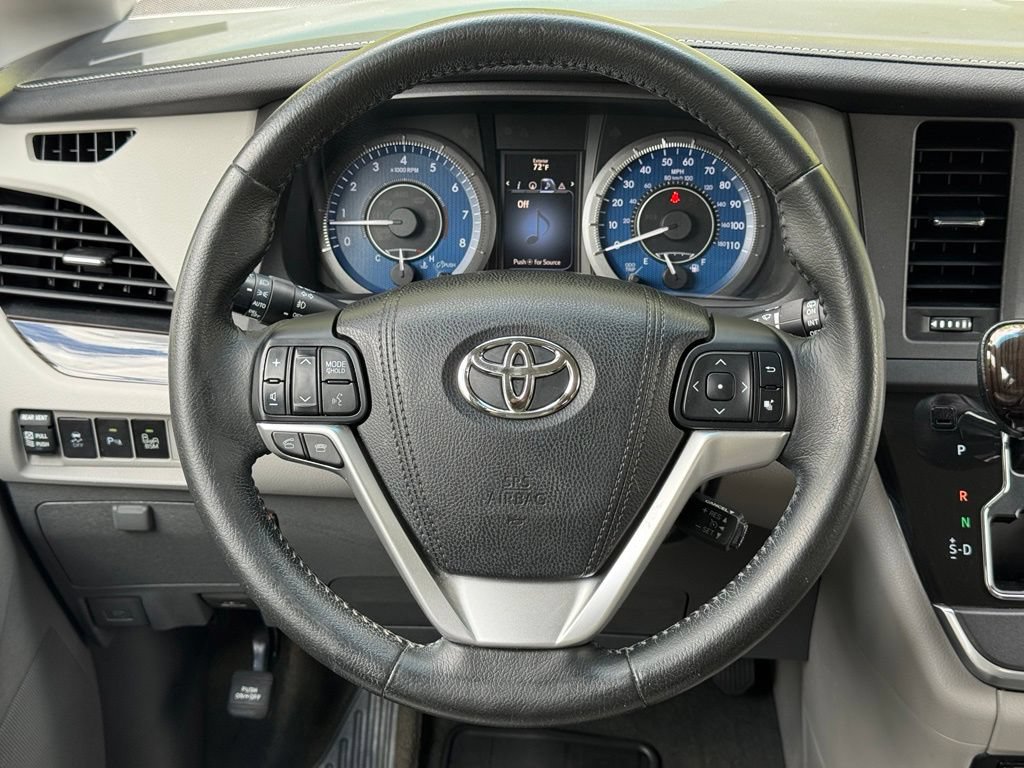 Used 2015 Toyota Sienna XLE w/ XLE Navigation Package AWD/4WD image 24